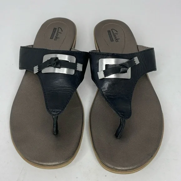 Clarks Sandals Women’s Lusine Lenox Black Leather Bow Metal Bling Size 8.5 M - Picture 1 of 8